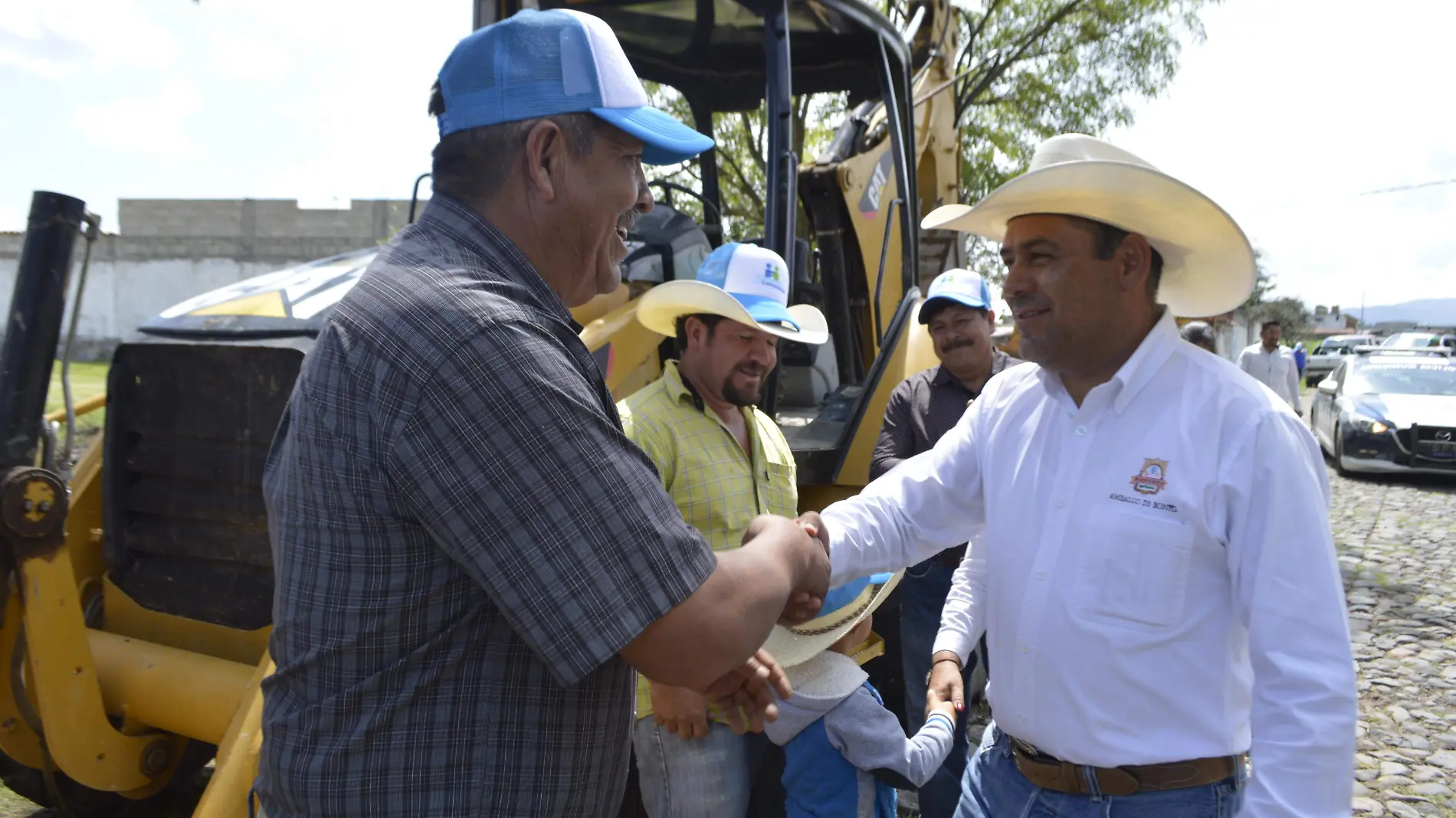 Se comprometió a seguir gestionando infraestructura.  Foto Cortesía.